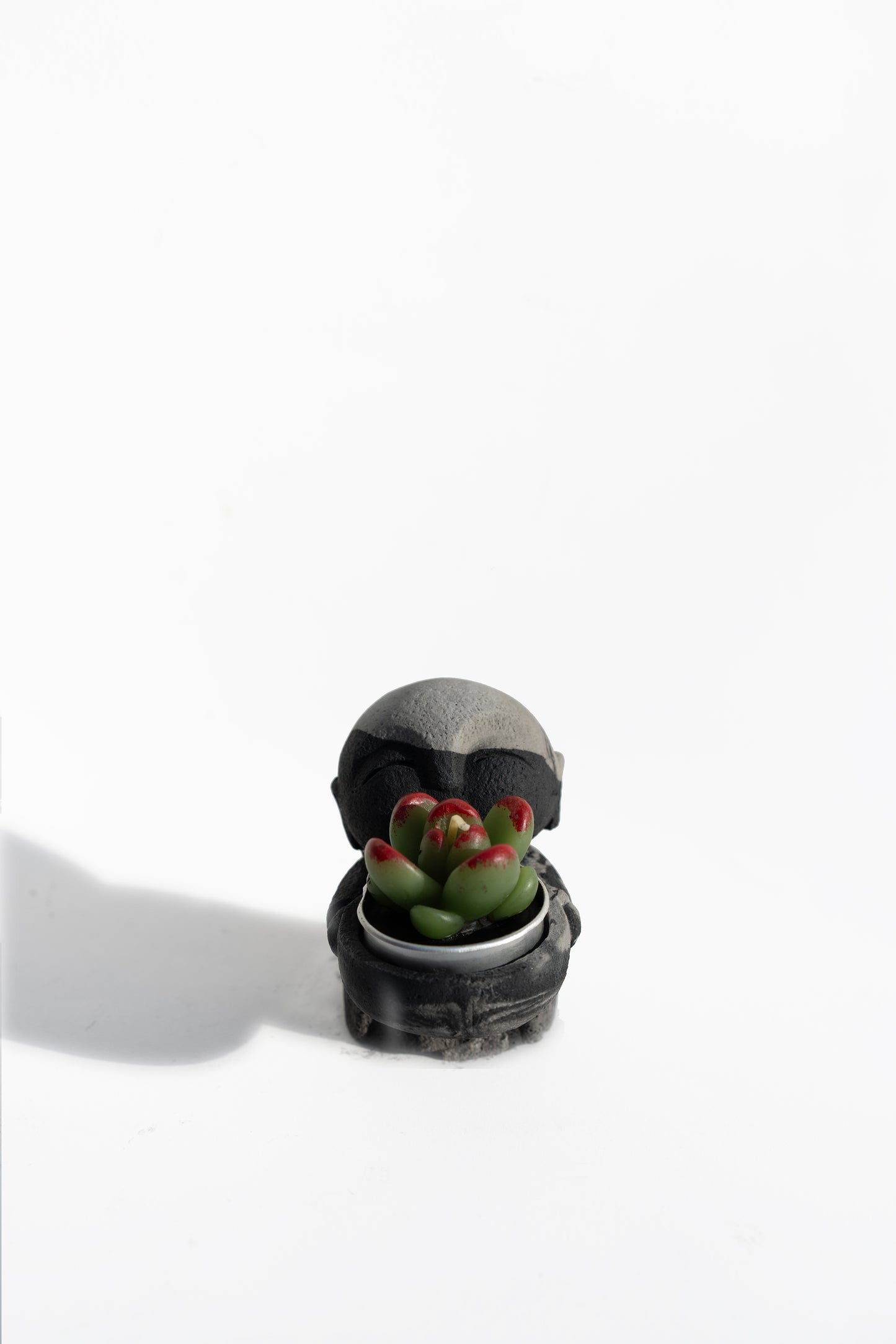 LITTLE BUDDHA Tea light Holder